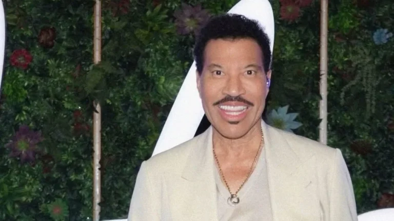 Lionel Richie anuncia show em São Paulo; saiba preço dos ingressos
