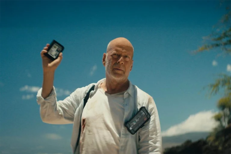 Último filme de Bruce Willis surpreende e vira febre na Netflix