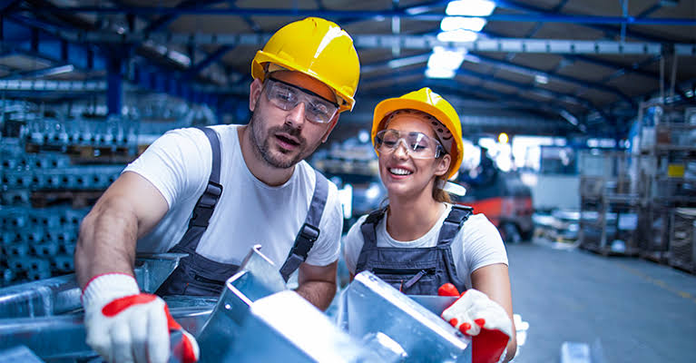Falta profissional qualificado: 80% das empresas travam no Brasil