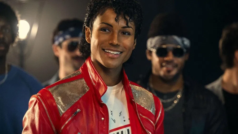 Cinebiografia de Michael Jackson Bate Marca Inédita de US$ 1 Bi